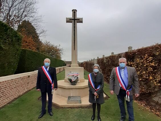 Le monument militaire du Commonwealth (accès par la rue de Bermerain, à côté du cimetière de Famars). Photo Dominique Szevo.