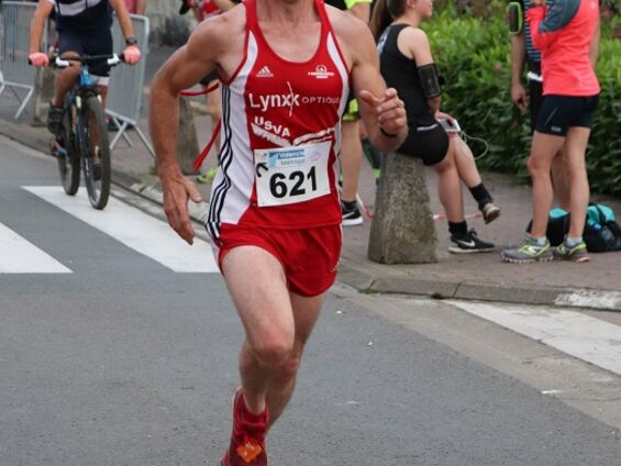 Arrivée du vainqueur du trail de 13km.
Photo USVA